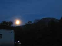 Без луны искать КП ночью в горах было бы совсем грустно